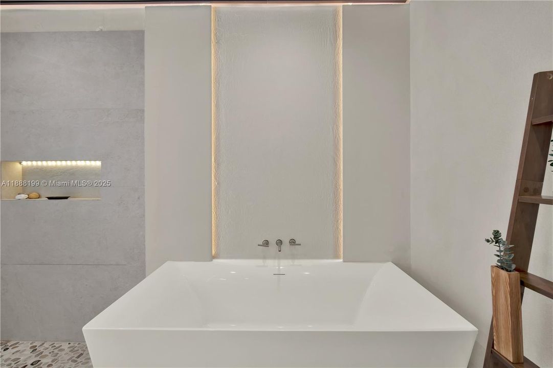 For Rent: $20,000 (4 beds, 3 baths, 2171 Square Feet)