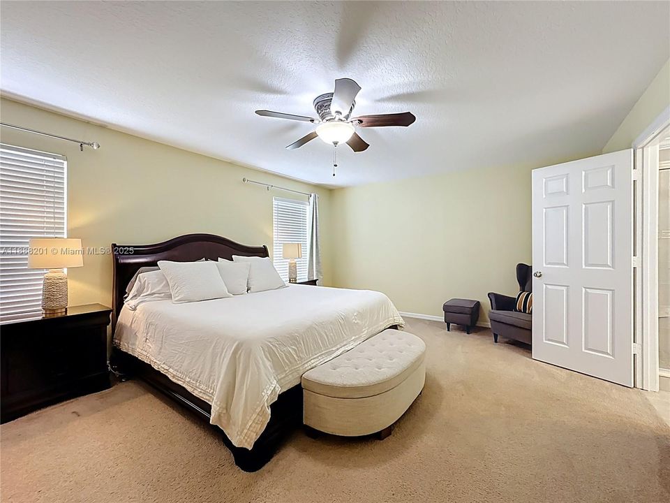 На продажу: $850,000 (5 спален, 3 ванн, 0 Квадратных фут)