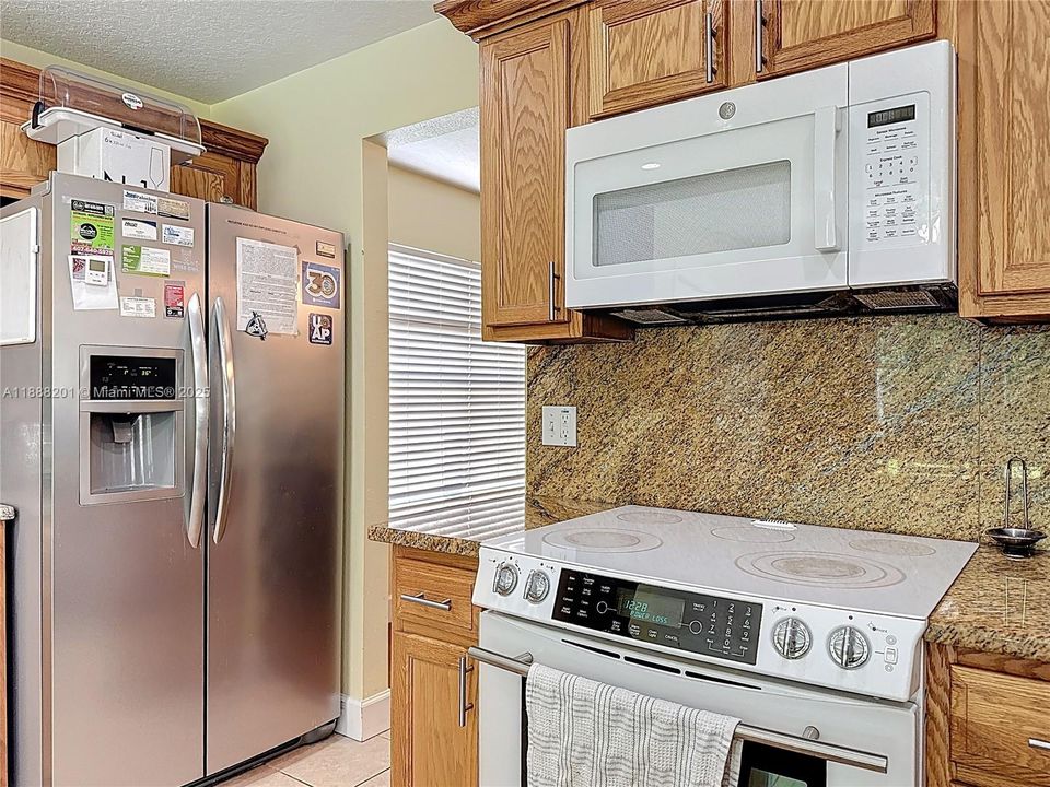 На продажу: $850,000 (5 спален, 3 ванн, 0 Квадратных фут)