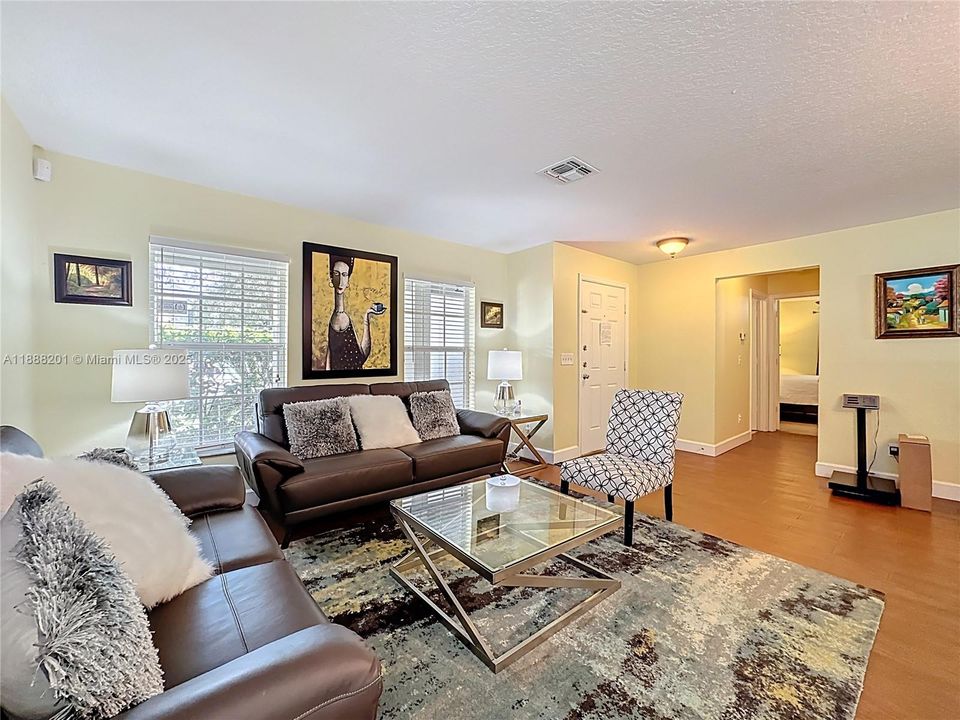 На продажу: $850,000 (5 спален, 3 ванн, 0 Квадратных фут)