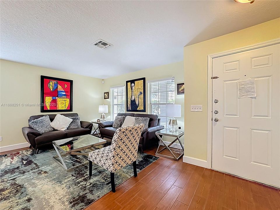 На продажу: $850,000 (5 спален, 3 ванн, 0 Квадратных фут)