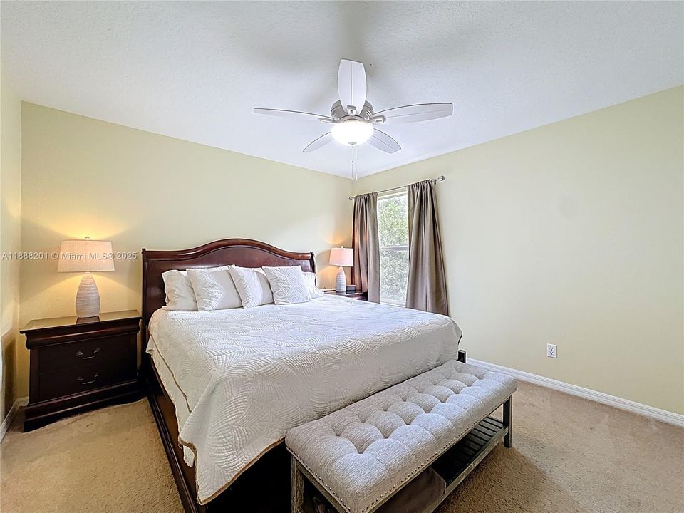 На продажу: $850,000 (5 спален, 3 ванн, 0 Квадратных фут)