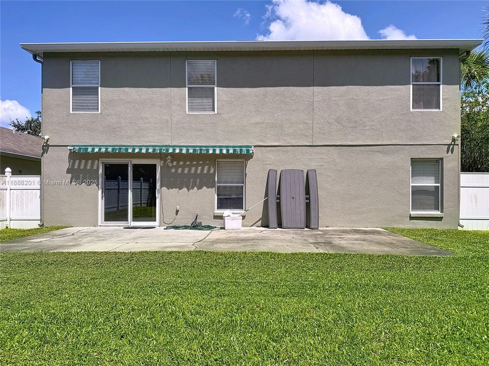 На продажу: $850,000 (5 спален, 3 ванн, 0 Квадратных фут)