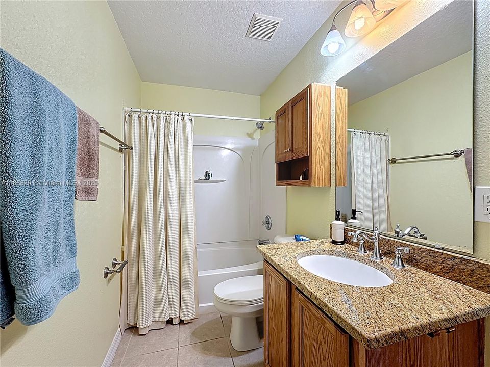 На продажу: $850,000 (5 спален, 3 ванн, 0 Квадратных фут)