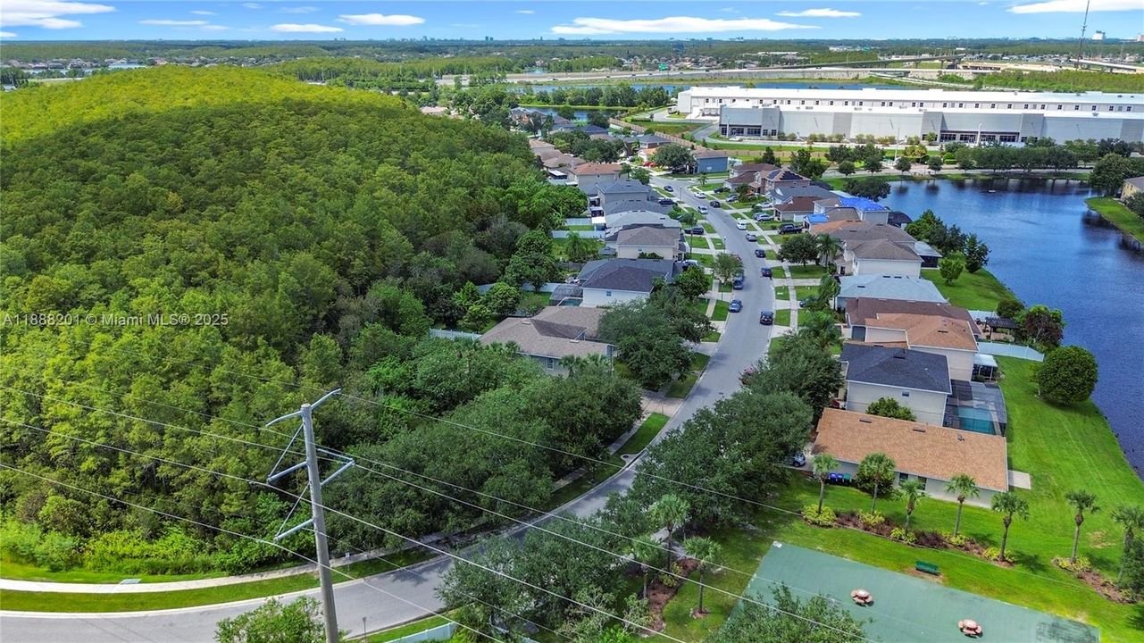 На продажу: $850,000 (5 спален, 3 ванн, 0 Квадратных фут)