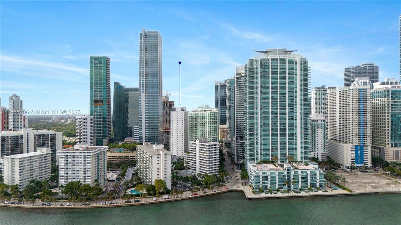 For Sale: $350,000 (1 beds, 1 baths, 600 Square Feet)