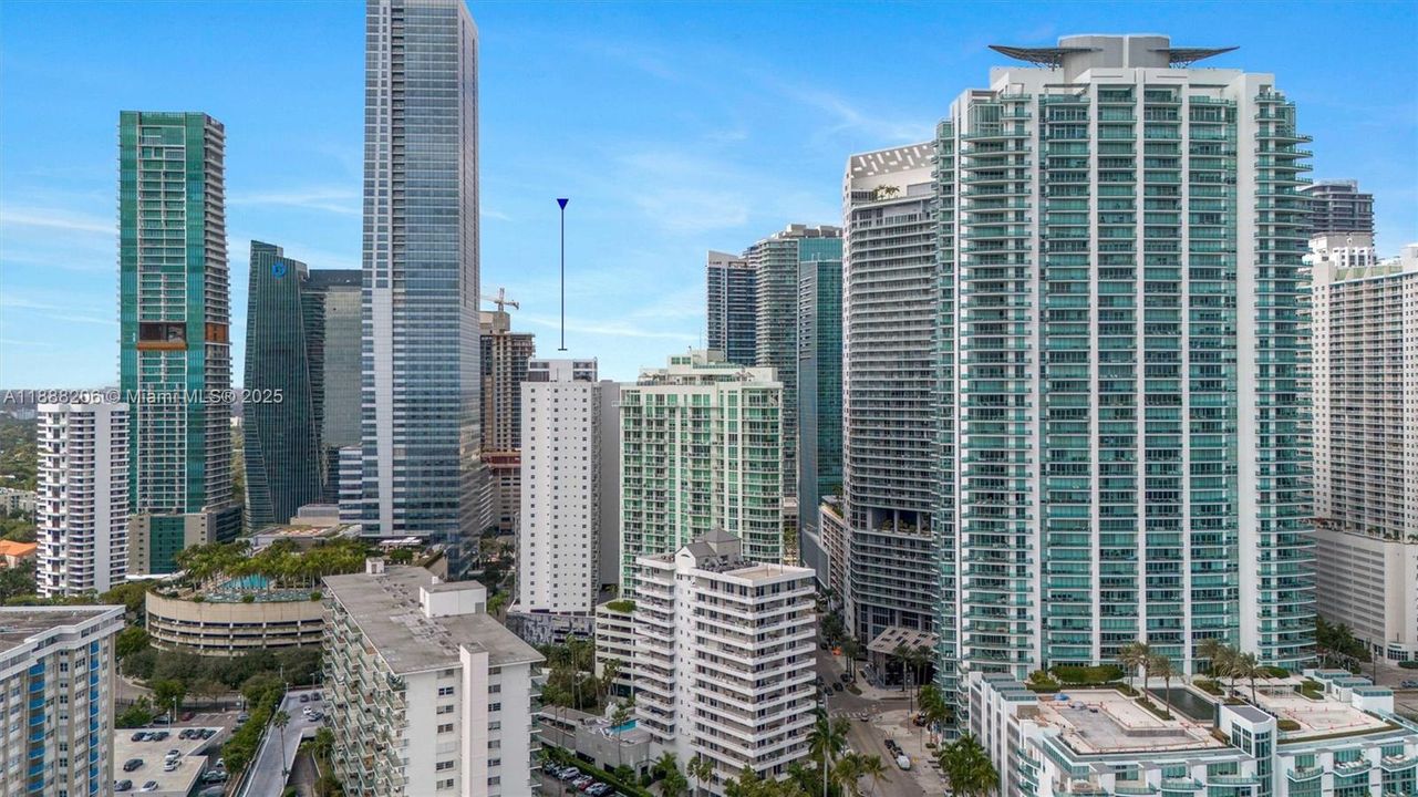 For Sale: $350,000 (1 beds, 1 baths, 600 Square Feet)