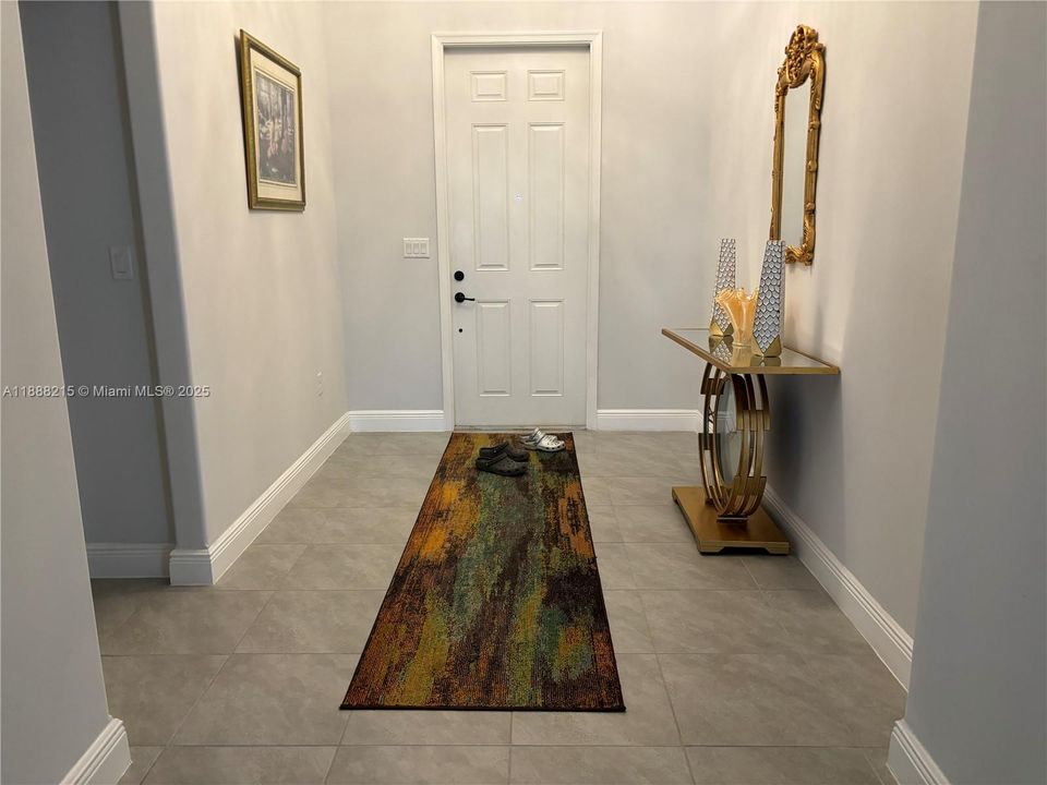 出租: $3,500 (4 贝兹, 2 浴室, 0 平方英尺)