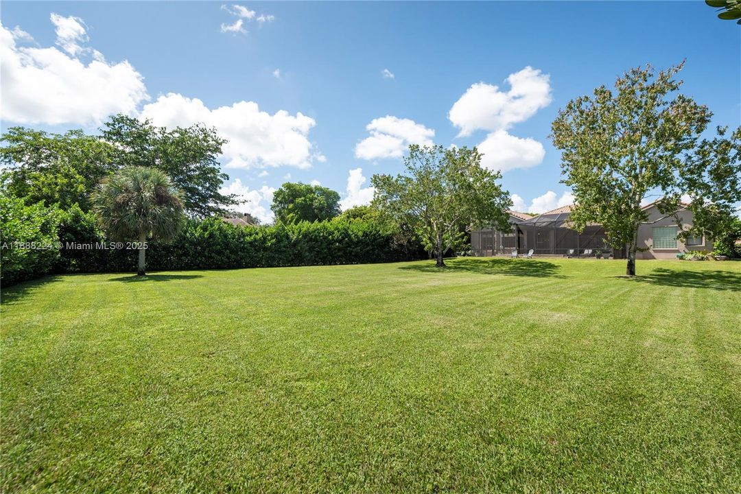 最近售出: $2,199,000 (5 贝兹, 4 浴室, 4376 平方英尺)