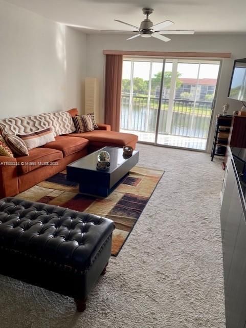 Vendido Recientemente: $219,900 (2 camas, 2 baños, 1137 Pies cuadrados)