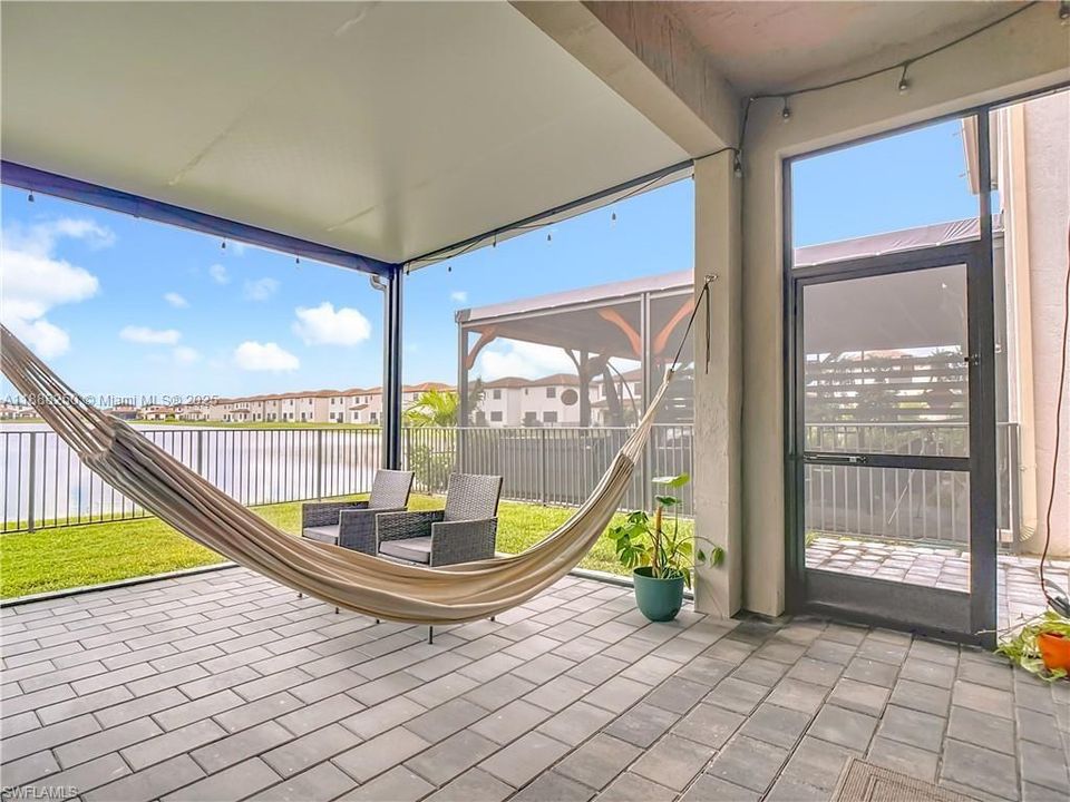 For Sale: $465,000 (4 beds, 3 baths, 2260 Square Feet)