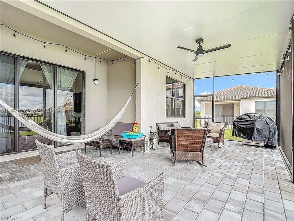 For Sale: $465,000 (4 beds, 3 baths, 2260 Square Feet)