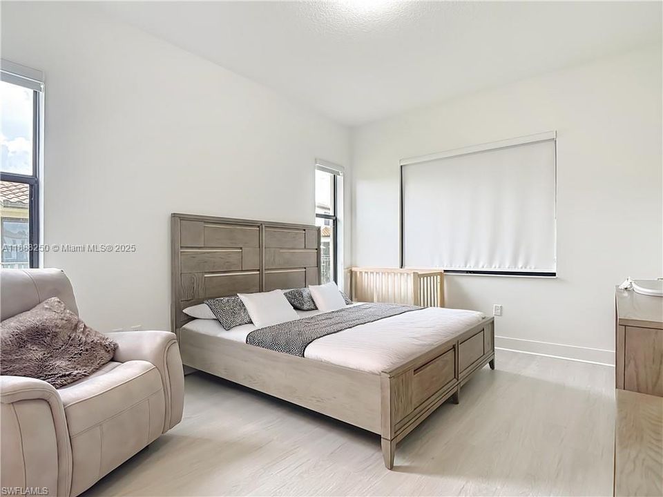 For Sale: $465,000 (4 beds, 3 baths, 2260 Square Feet)