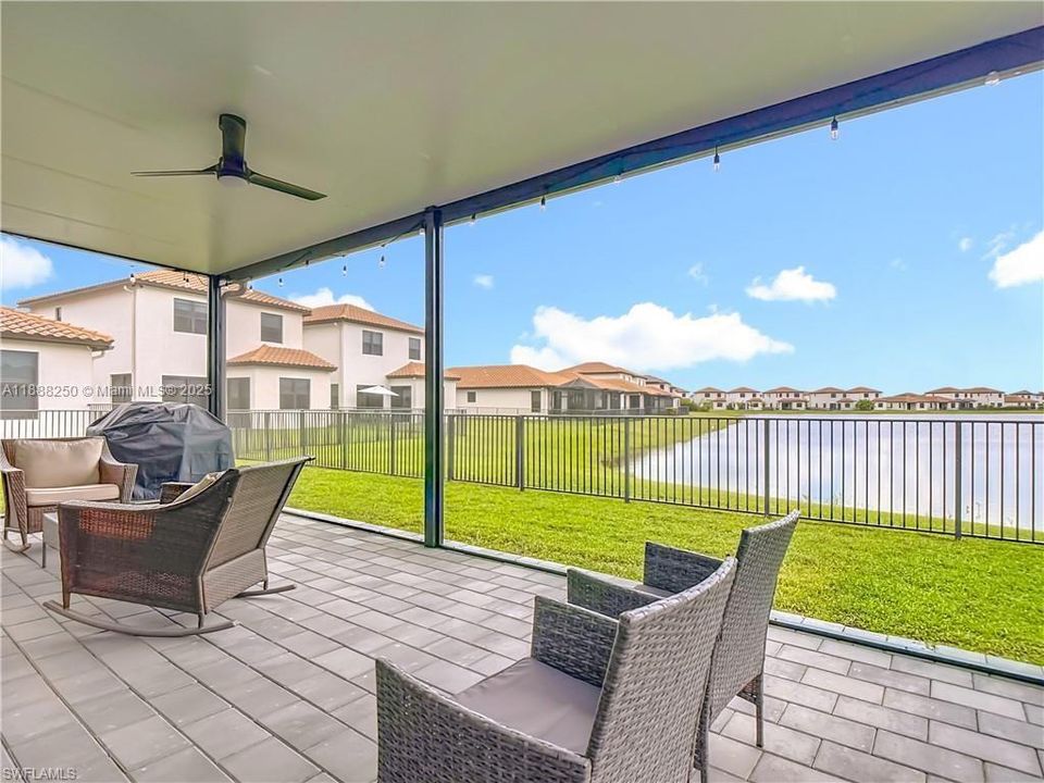 For Sale: $465,000 (4 beds, 3 baths, 2260 Square Feet)