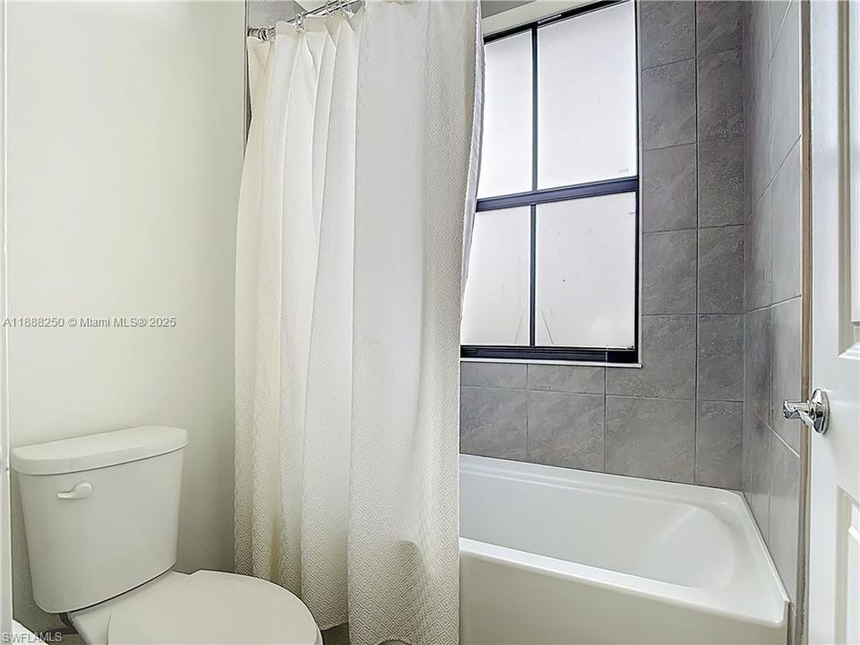 For Sale: $465,000 (4 beds, 3 baths, 2260 Square Feet)