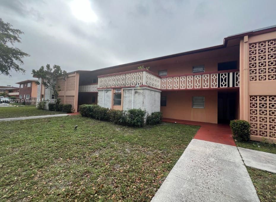 En Venta: $85,000 (0 camas, 1 baños, 427 Pies cuadrados)