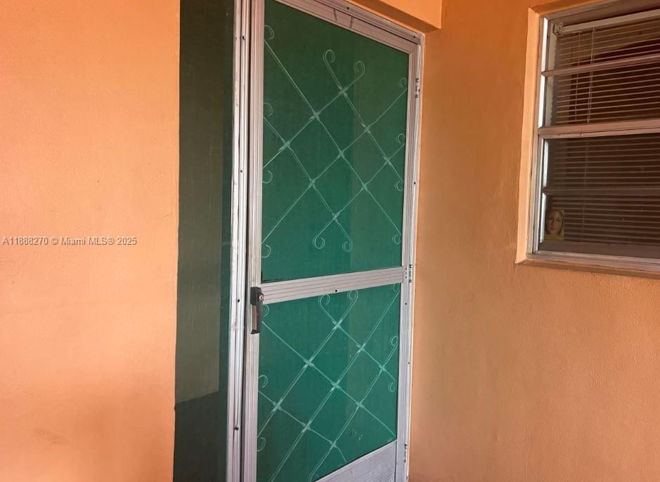 En Venta: $85,000 (0 camas, 1 baños, 427 Pies cuadrados)