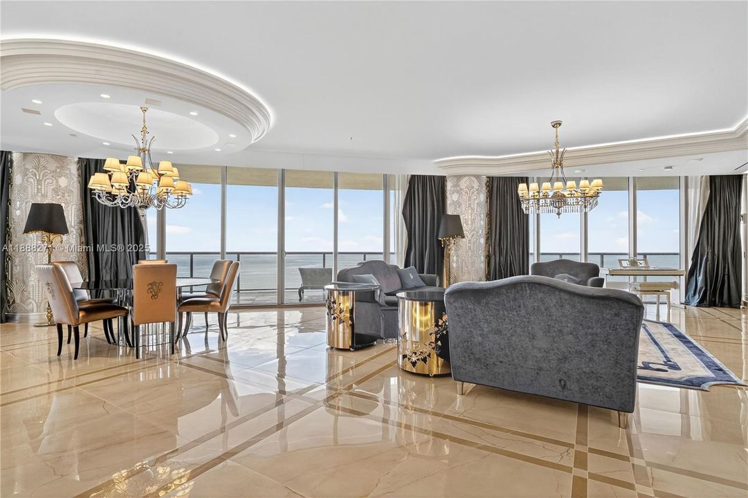 En Venta: $12,000,000 (3 camas, 3 baños, 2721 Pies cuadrados)