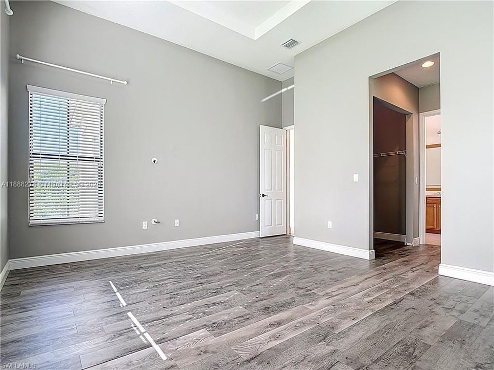 待售: $439,000 (3 贝兹, 3 浴室, 2341 平方英尺)