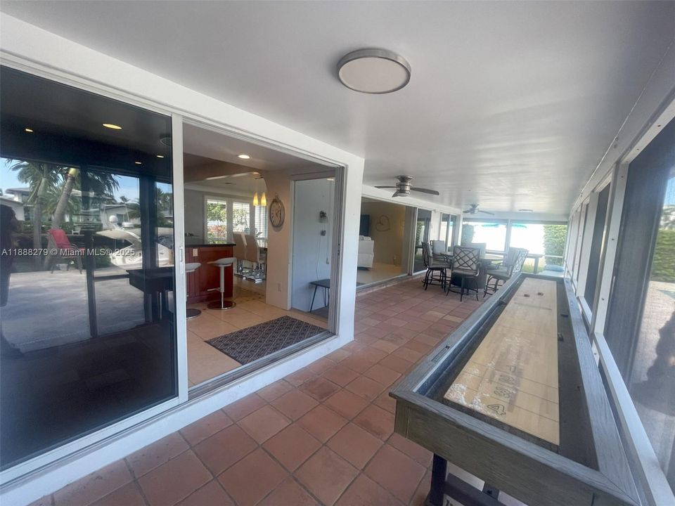 待售: $2,495,000 (3 贝兹, 2 浴室, 1770 平方英尺)