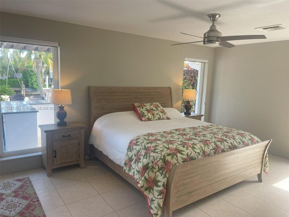 待售: $2,495,000 (3 贝兹, 2 浴室, 1770 平方英尺)