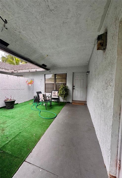 На продажу: $449,999 (3 спален, 2 ванн, 1335 Квадратных фут)