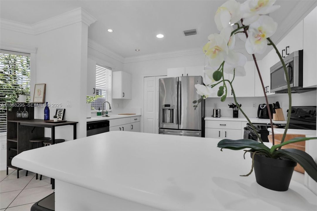 For Rent: $5,000 (4 beds, 3 baths, 2541 Square Feet)