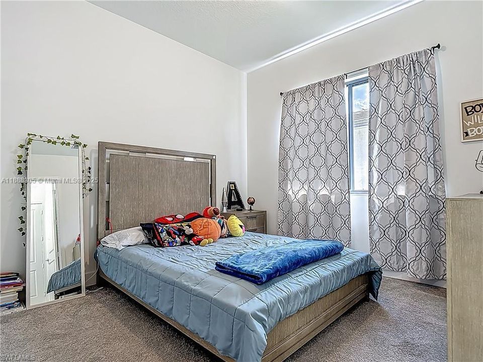 待售: $496,000 (3 贝兹, 3 浴室, 2256 平方英尺)