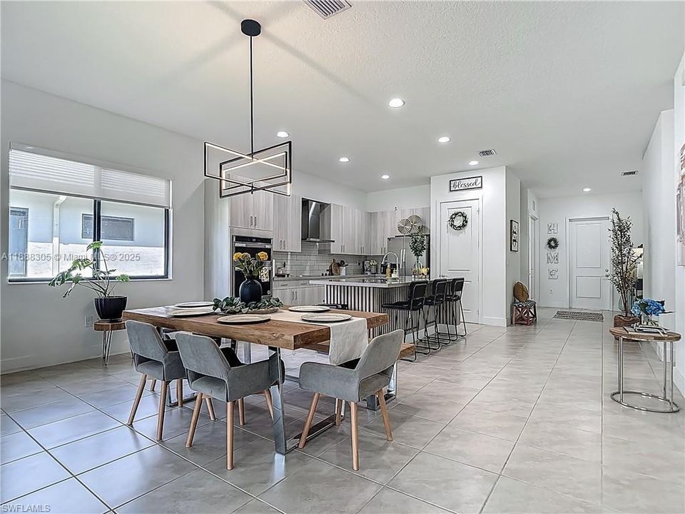 待售: $496,000 (3 贝兹, 3 浴室, 2256 平方英尺)