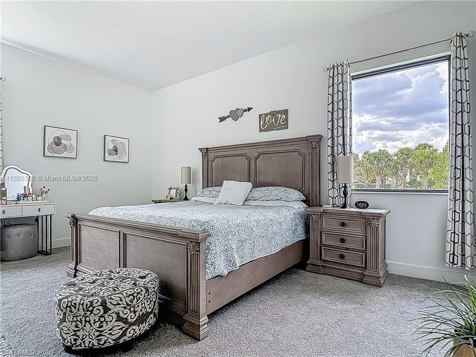 待售: $496,000 (3 贝兹, 3 浴室, 2256 平方英尺)