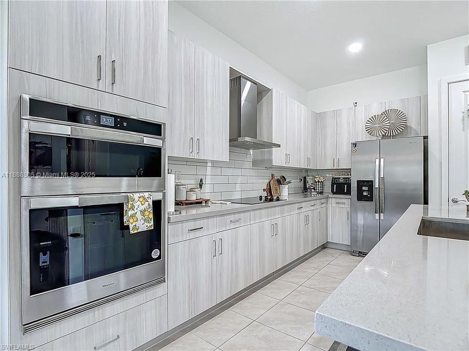 待售: $496,000 (3 贝兹, 3 浴室, 2256 平方英尺)