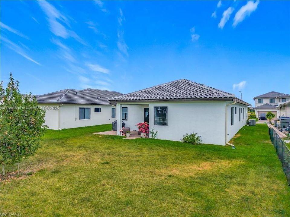 待售: $496,000 (3 贝兹, 3 浴室, 2256 平方英尺)