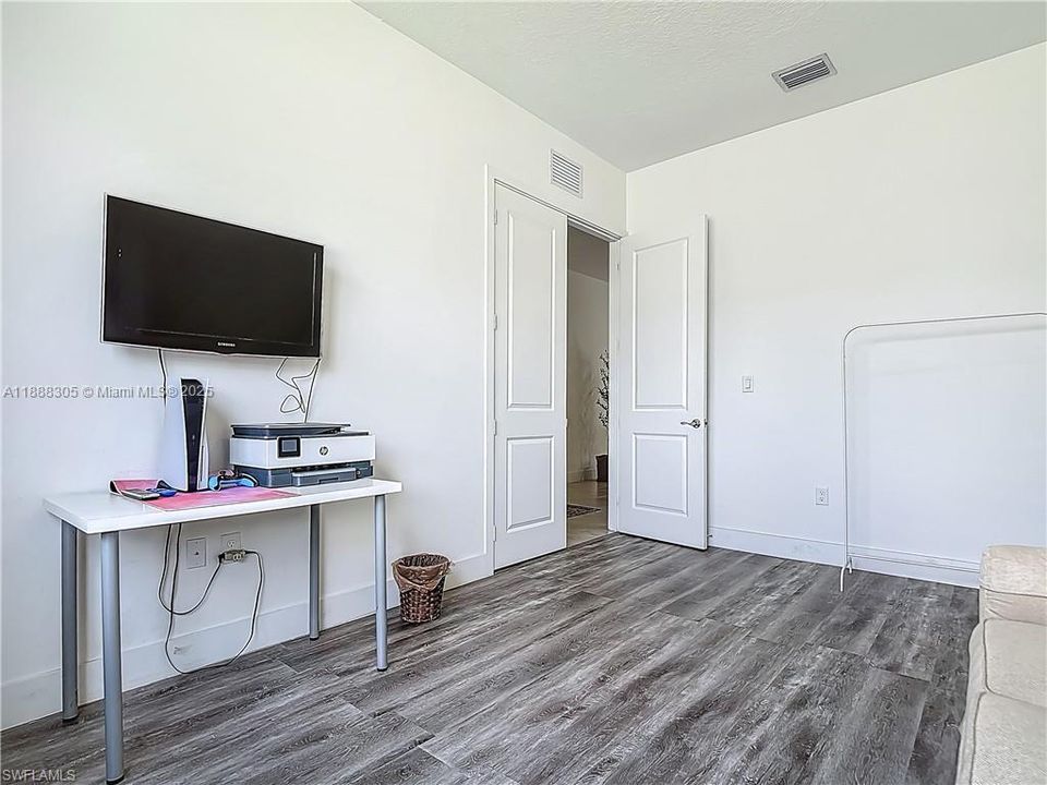 待售: $496,000 (3 贝兹, 3 浴室, 2256 平方英尺)