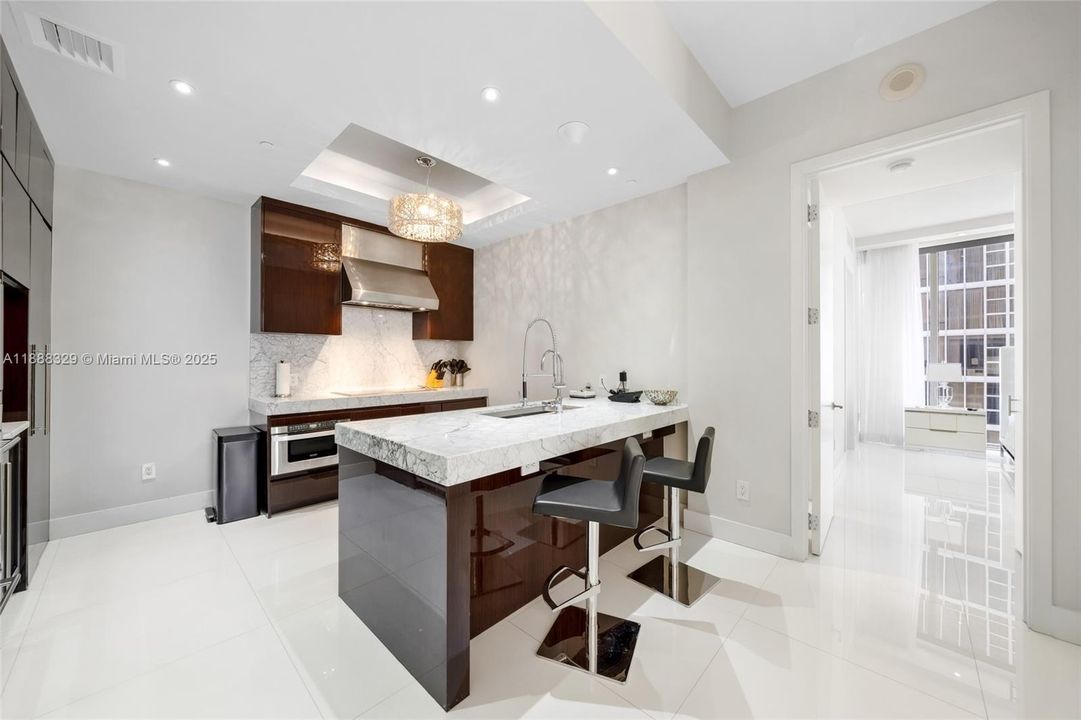 For Sale: $5,250,000 (2 beds, 2 baths, 1911 Square Feet)