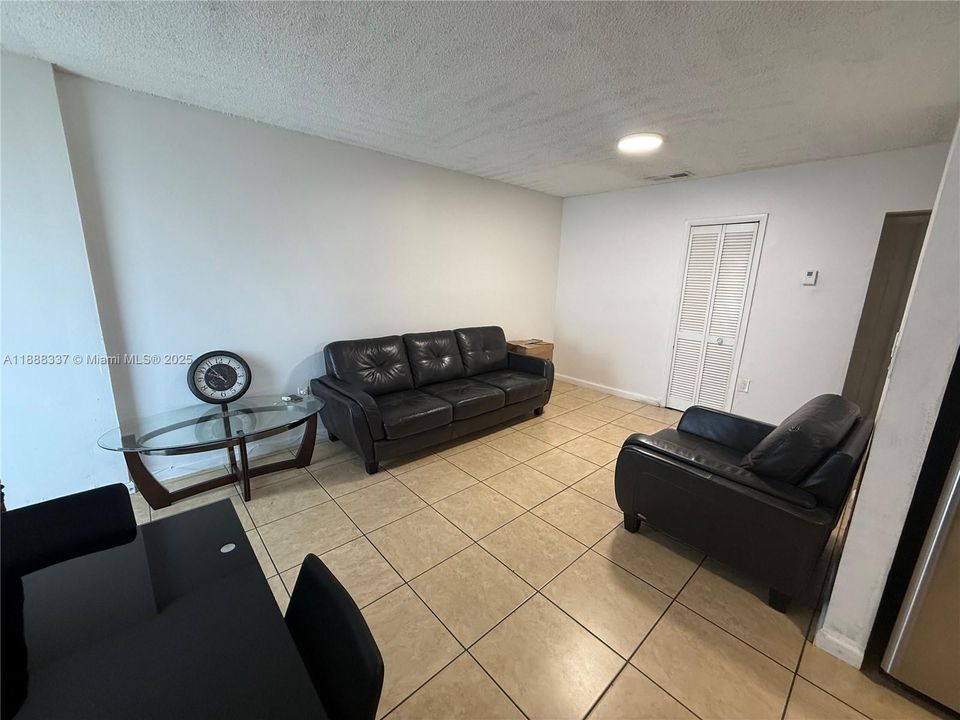 For Sale: $699,800 (0 beds, 0 baths, 1985 Square Feet)