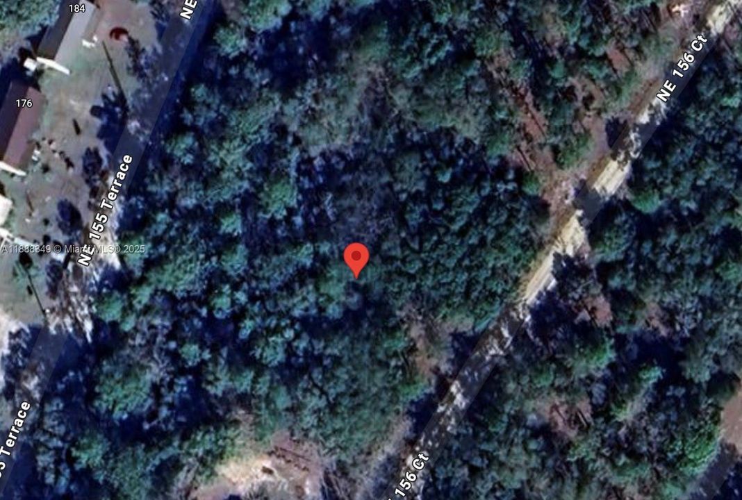 На продажу: $7,000 (0.23 acres)