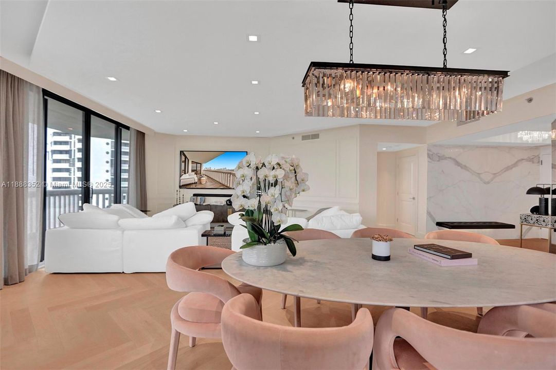 For Sale: $1,450,000 (2 beds, 2 baths, 2000 Square Feet)