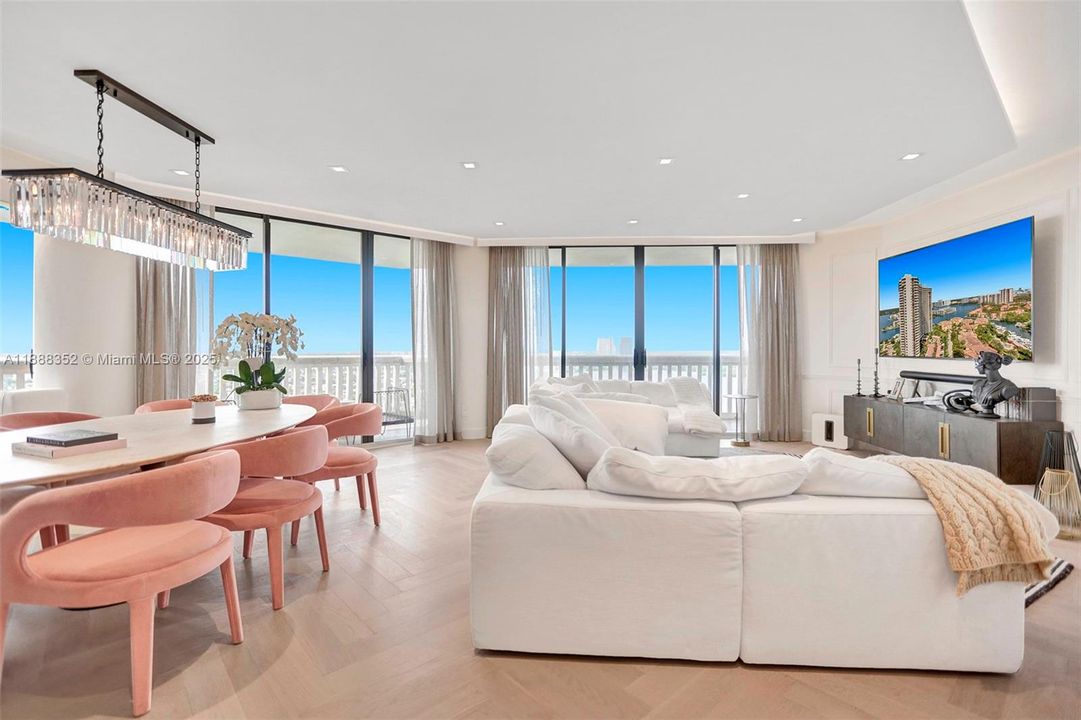 For Sale: $1,450,000 (2 beds, 2 baths, 2000 Square Feet)