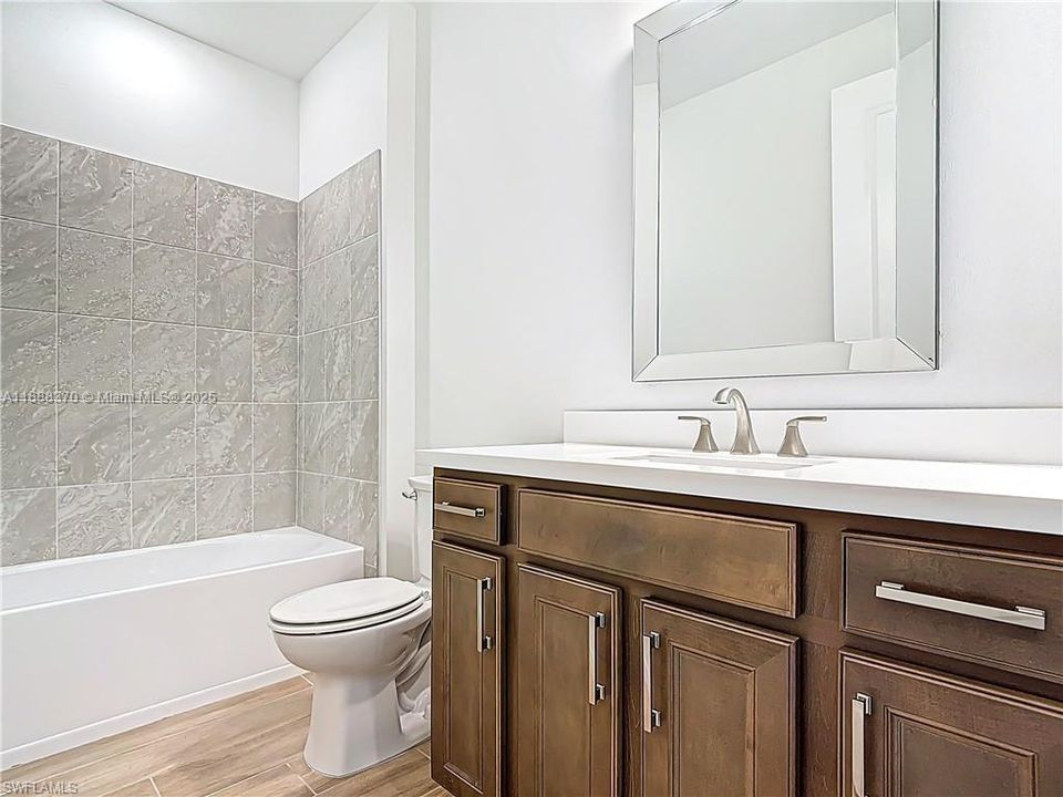 待售: $499,000 (2 贝兹, 2 浴室, 1655 平方英尺)