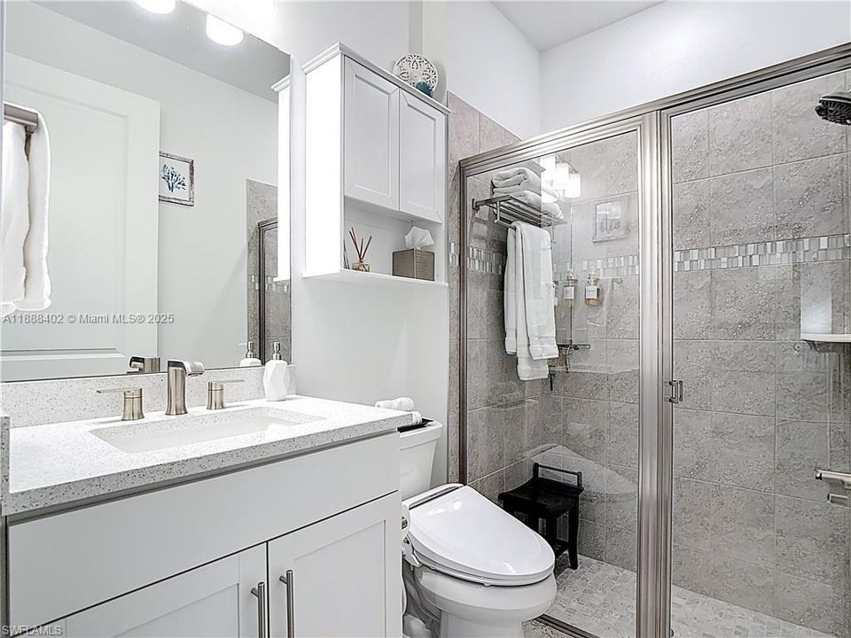 待售: $520,000 (2 贝兹, 2 浴室, 1670 平方英尺)