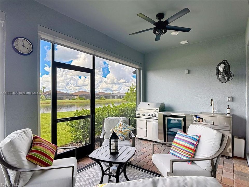 待售: $520,000 (2 贝兹, 2 浴室, 1670 平方英尺)