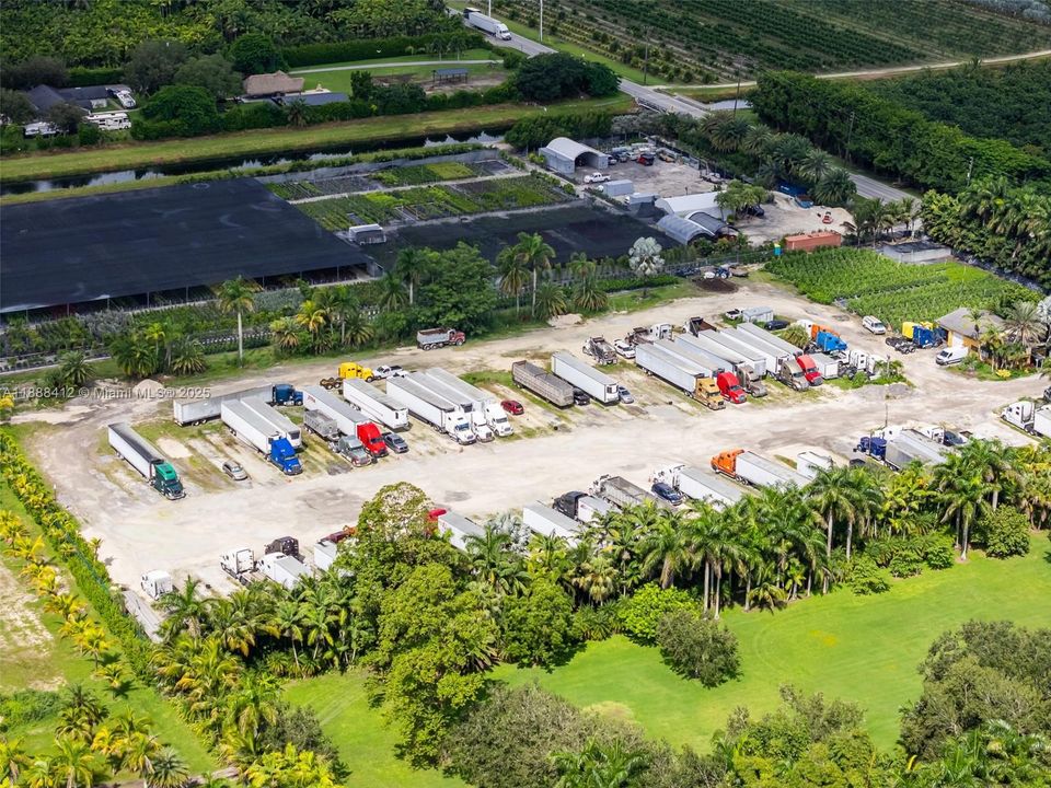 For Sale: $1,369,710 (4.81 acres)