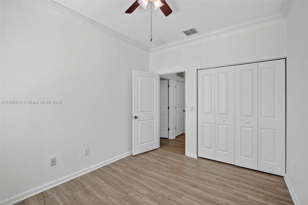 Под контрактом: $535,000 (3 спален, 2 ванн, 1334 Квадратных фут)