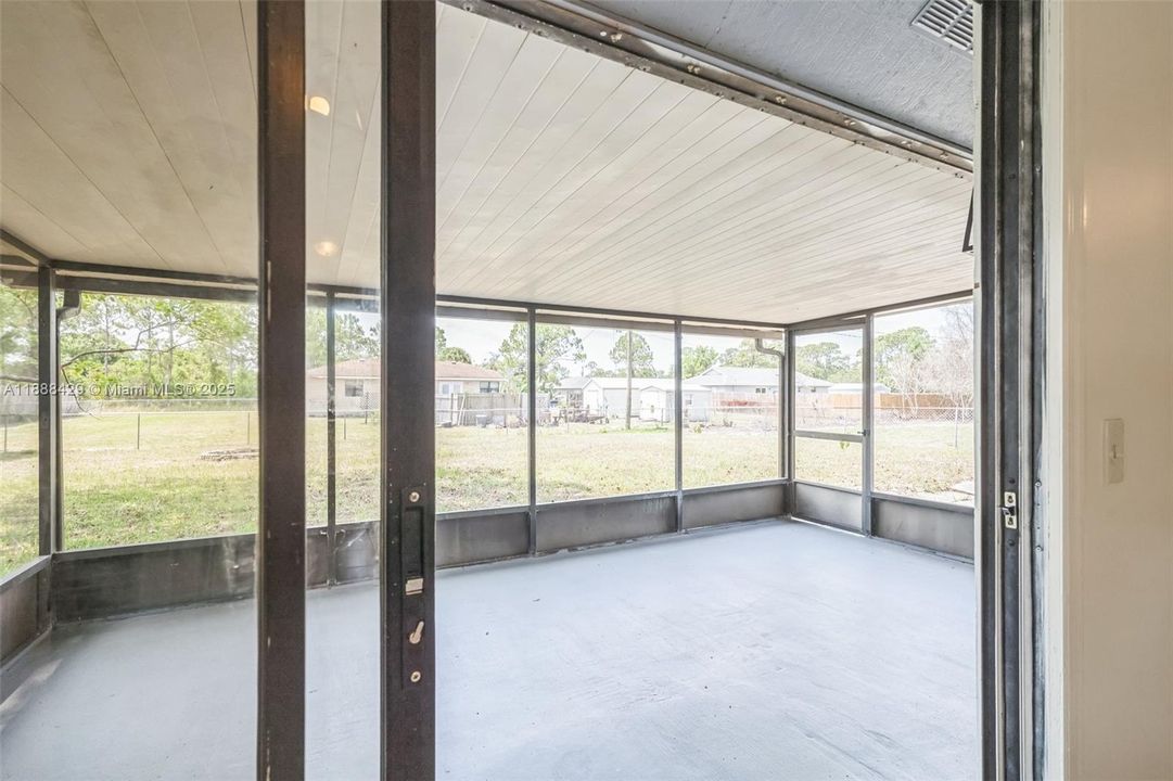 Activo con contrato: $279,900 (3 camas, 2 baños, 0 Pies cuadrados)