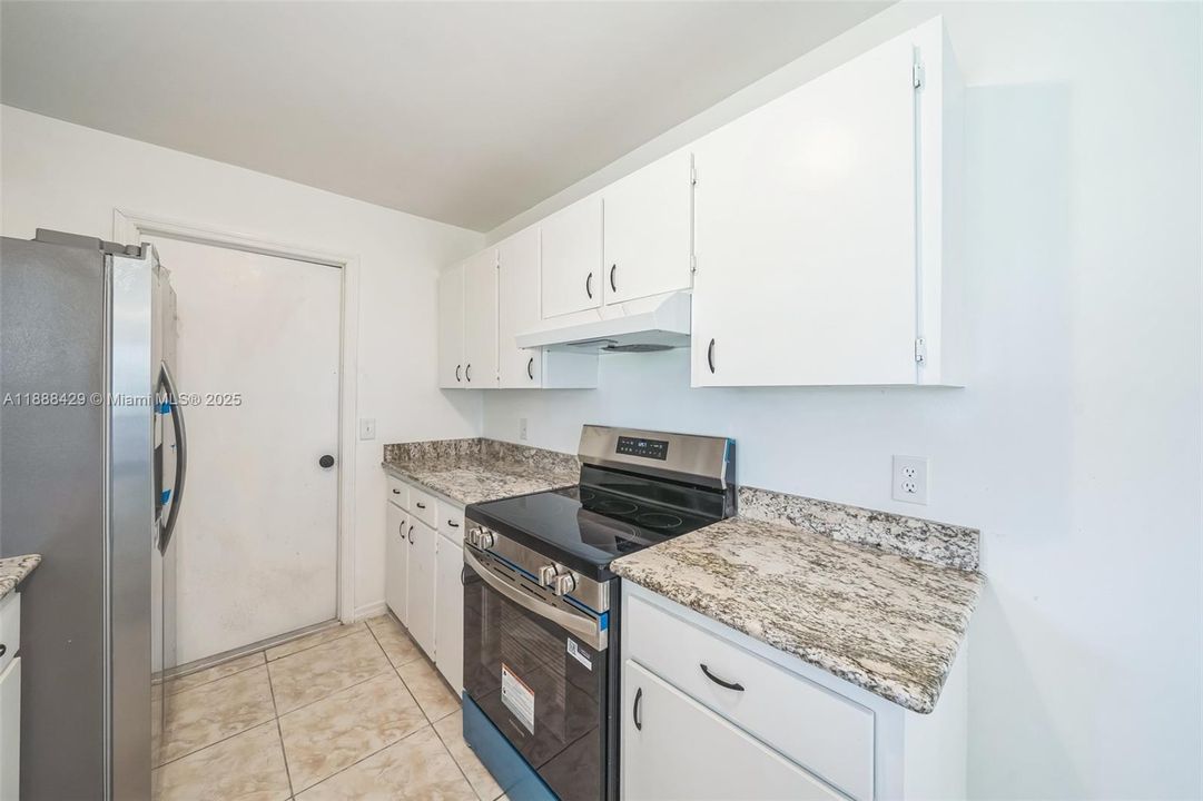 Activo con contrato: $279,900 (3 camas, 2 baños, 0 Pies cuadrados)