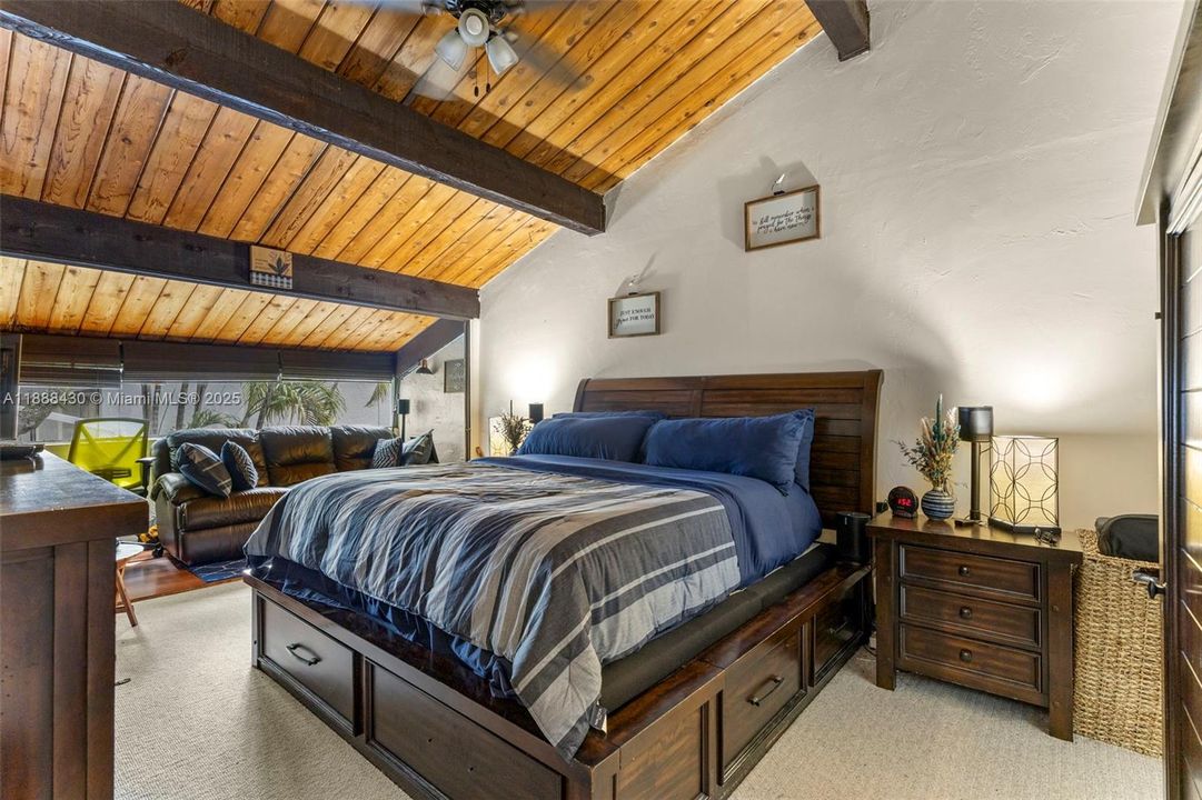 For Sale: $420,000 (3 beds, 2 baths, 1688 Square Feet)