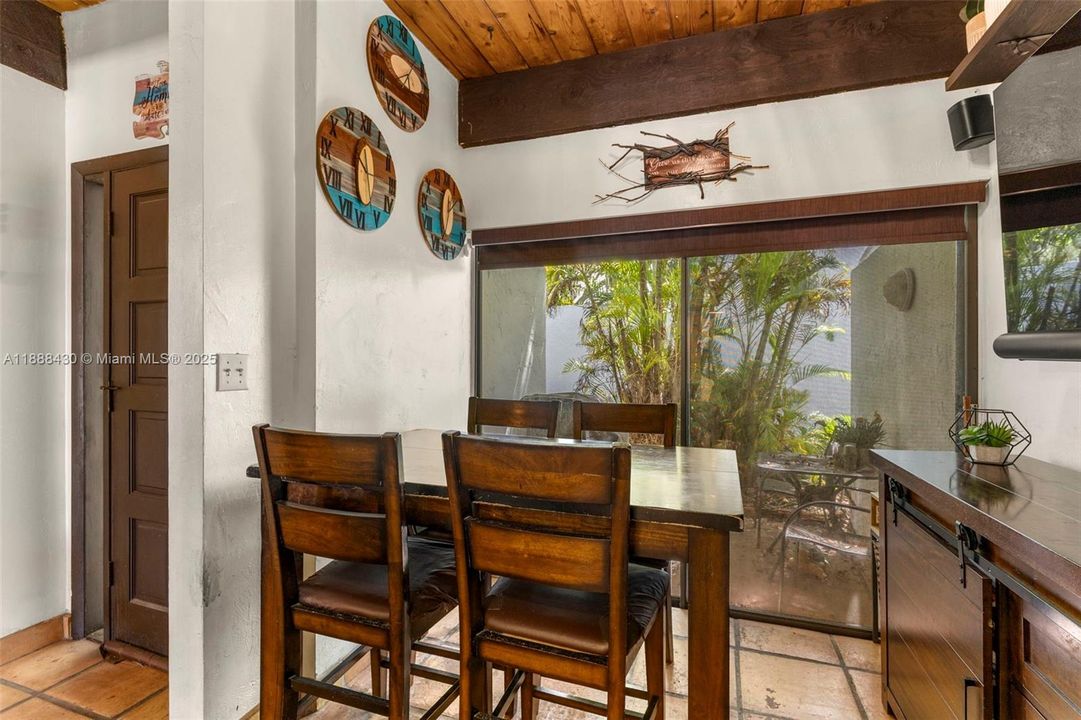 For Sale: $420,000 (3 beds, 2 baths, 1688 Square Feet)