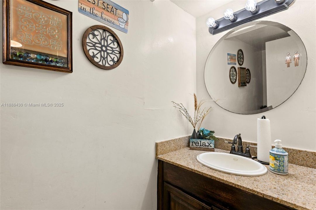 For Sale: $420,000 (3 beds, 2 baths, 1688 Square Feet)