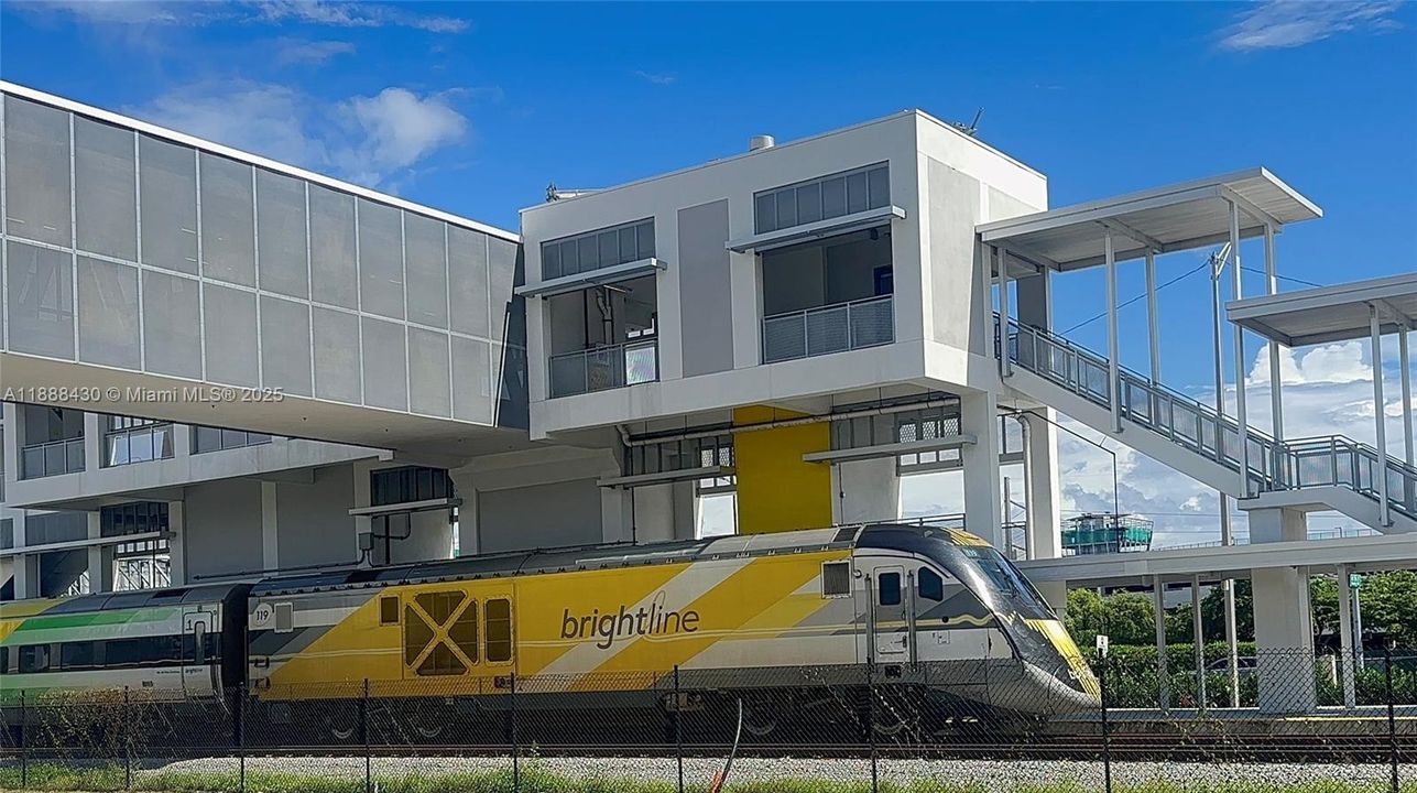 For Sale: $420,000 (3 beds, 2 baths, 1688 Square Feet)