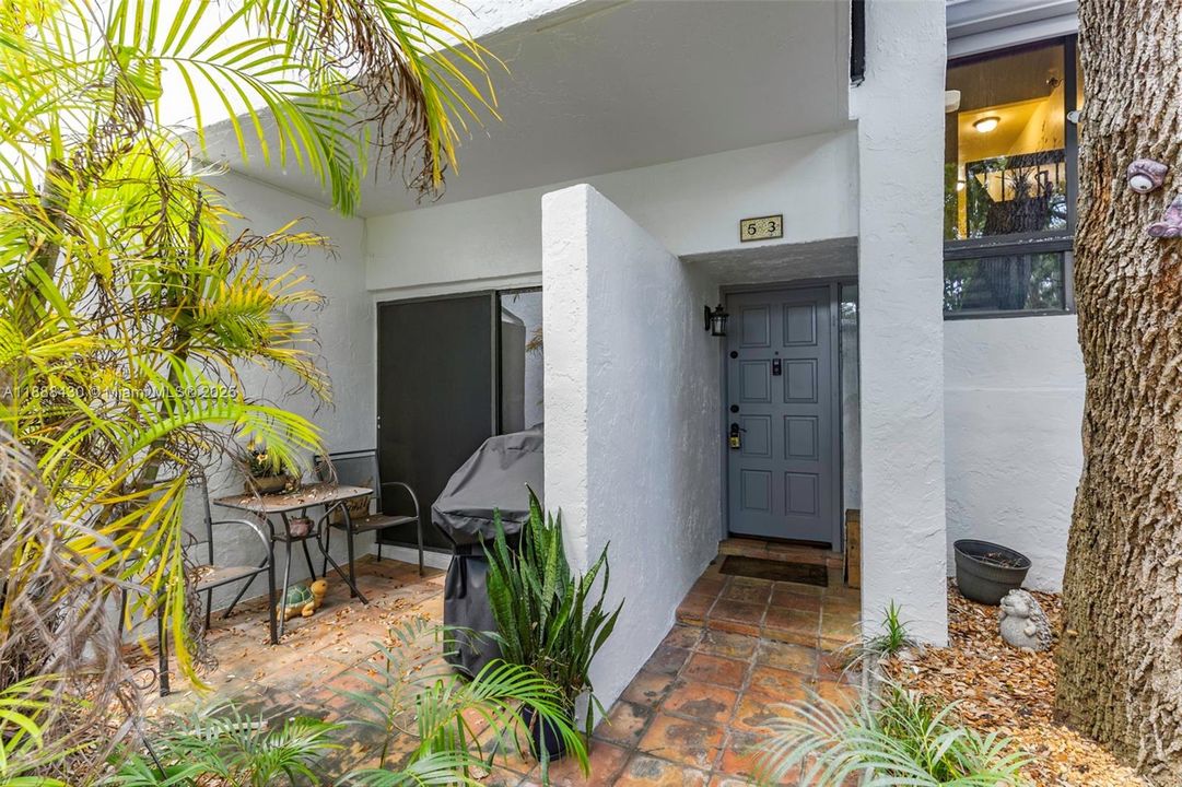 For Sale: $420,000 (3 beds, 2 baths, 1688 Square Feet)